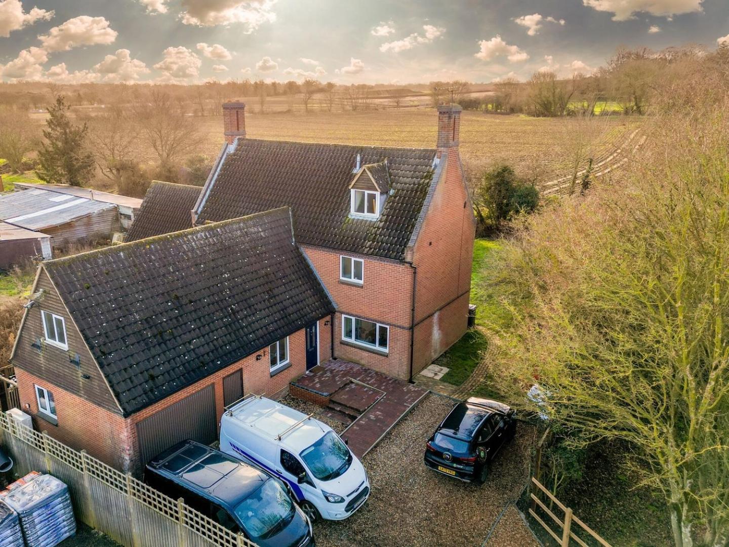 Unique 5Bd Farm House Perfect For Relaxing Ipswich Exteriör bild